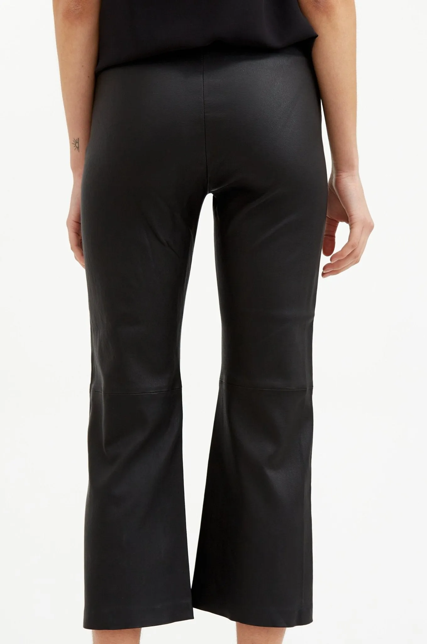 GIANNA FLARE PULL ON IN STRETCH LEATHER