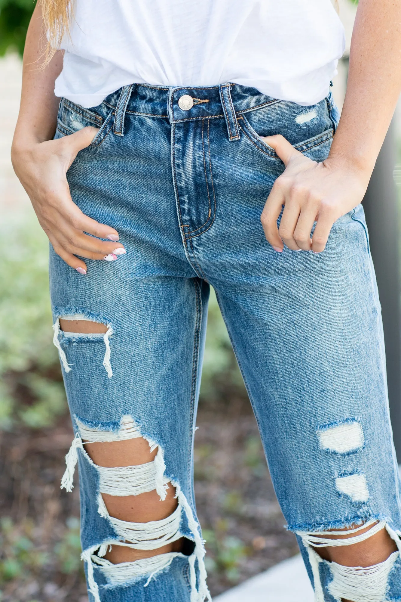 Hart Distressed Mom Jeans