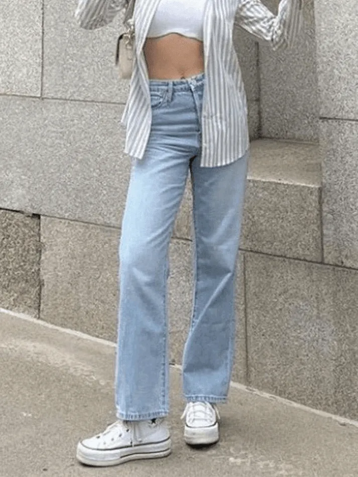 Light Blue Wash Straight Boyfriend Jeans